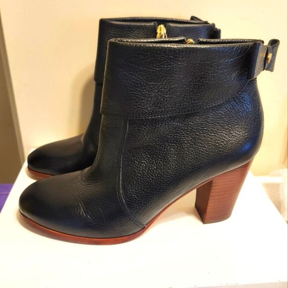 KATE SPADE NEW YORK "Lanise" Blck Pebbled Leather Bow Back Ankle Boots Sz.8 $275 - Picture 1 of 10